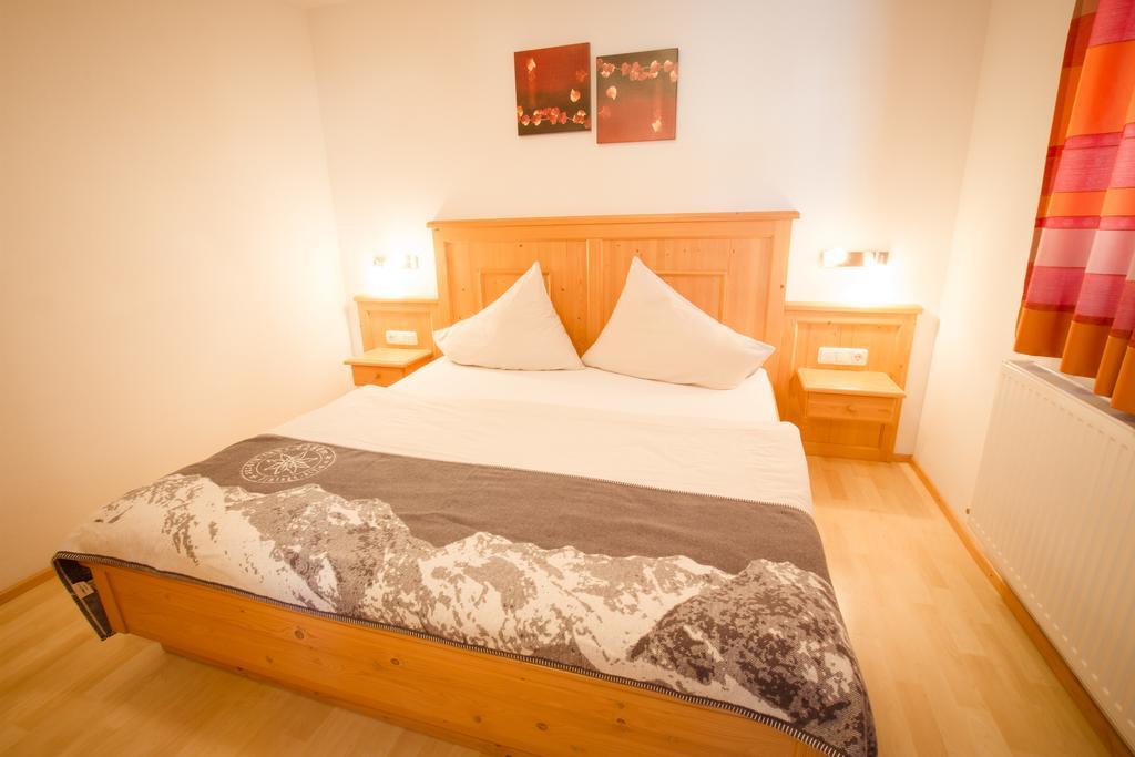 Bodenhof Ferienwohnungen Fieberbrunn Exteriör bild